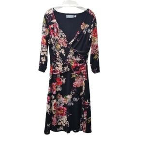 b-slim NY collection floral v neck dress small